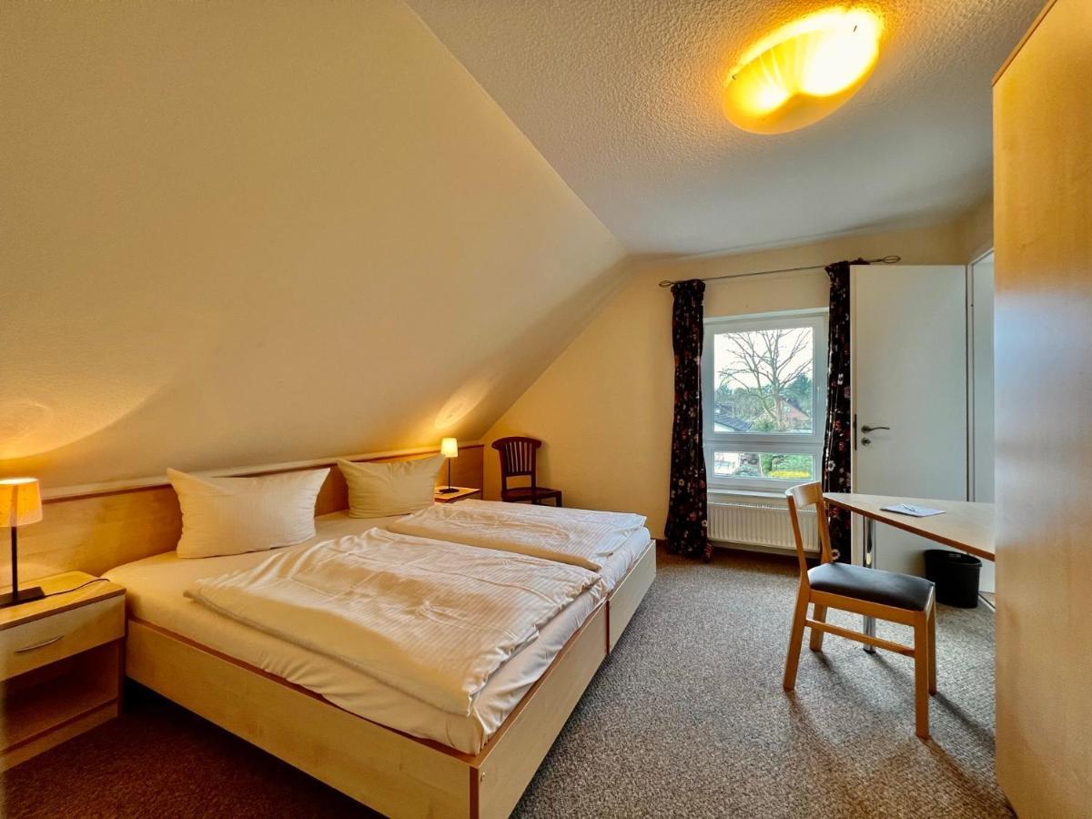 Gaestehaus Suedheide Hambühren Eksteriør billede